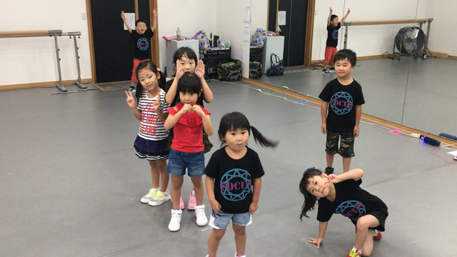 だるまさんが転んだの記事動画