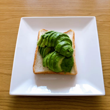 【ブレインフードのレシピ】材料3つ！アボカドトーストの記事動画