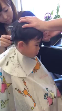 気持ちよい刈り上げ。の記事動画