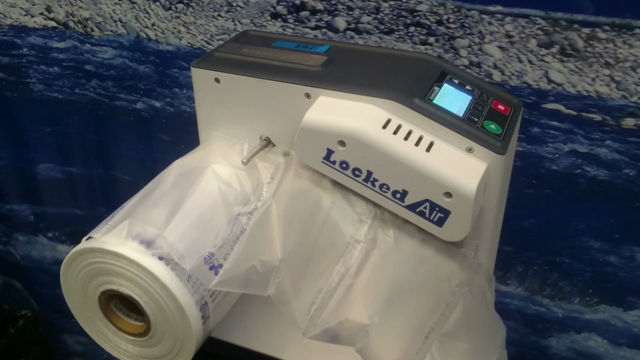 東京国際フォーラムにての記事動画