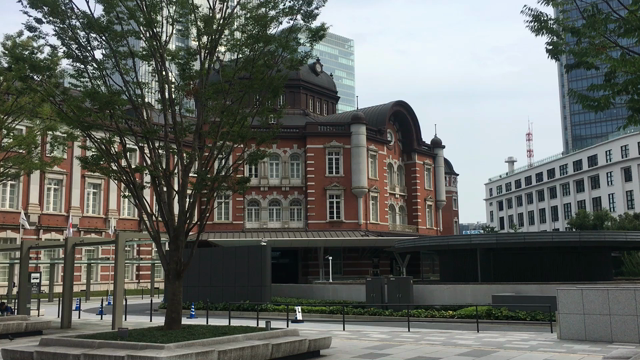 ディスタンスおじさん ?の記事動画