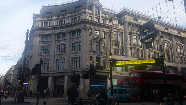 ロンドンの記事動画