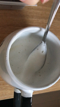 キャンドゥのミルクフォーマー （100均)の記事動画