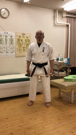 完全予約制とプッシュアップチャレンジの記事動画