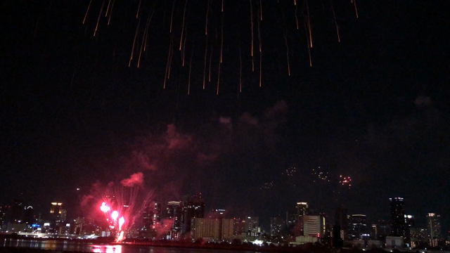 なにわ淀川花火大会の記事動画