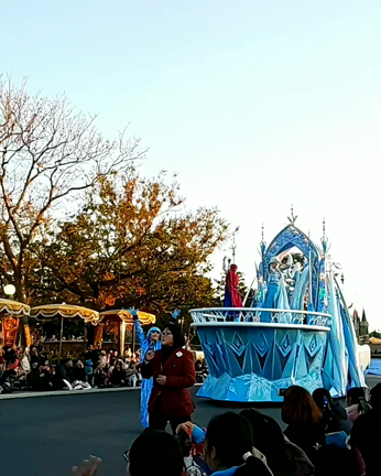 義兄が声優で出演しています。 アナと雪の女王 2の記事動画