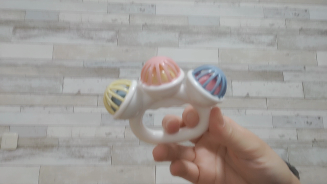 ベビーリトミック　赤ちゃんの鈴♪の記事動画