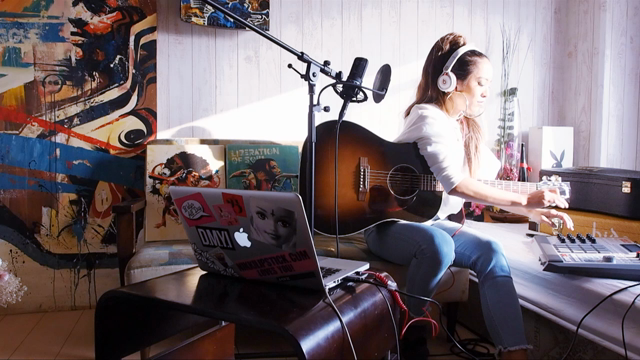 アコースティックカバー動画【Wonderful Days / FIREBALL】の記事動画