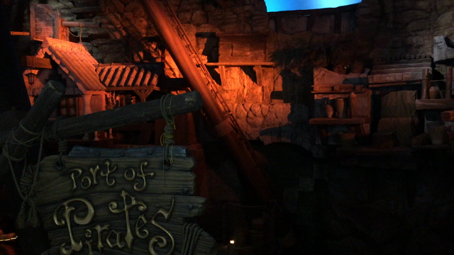 エプソンアクアパーク品川でデート。の記事動画