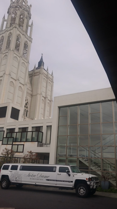 息子達へ蝶ネクタイの記事動画