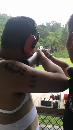 南台湾でクレー射撃体験の記事動画