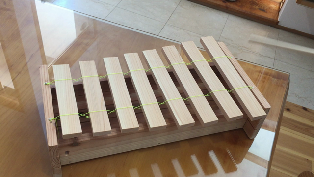 夏の木工教室は、『おのっきん』の記事動画