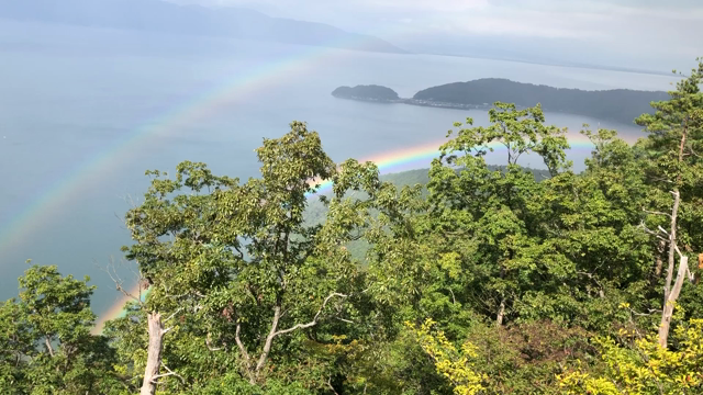 空奏テラスより琵琶湖を眺め虹を見たの記事動画