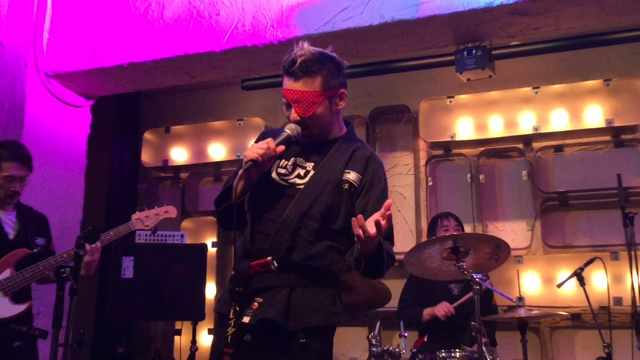 三茶ライブ、ヒップホップ、NO拘束の記事動画