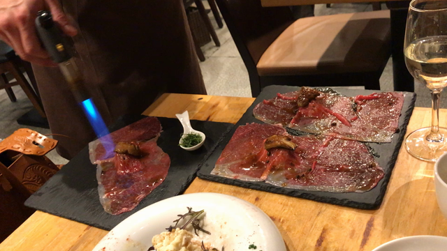 お肉の会の記事動画