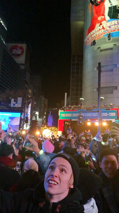 渋谷カウントダウンからの秒速5センチメートルの記事動画