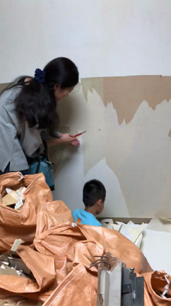 子どもたちとクロス剥がし体験～北工房クリーン化プロジェクト～の記事動画