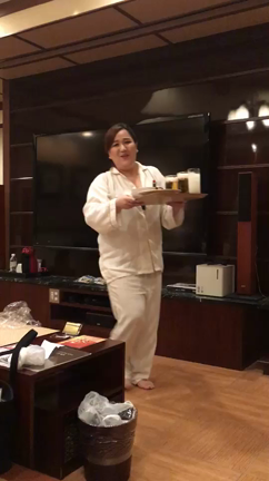 全力女子の久しぶりの女子会☆ラブホ女子会の記事動画