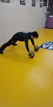 木曜の筋トレ特別クラスの記事動画