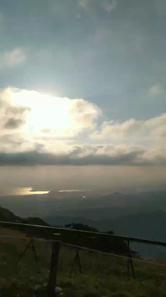 伊吹山&ペルセウス座流星群の記事動画