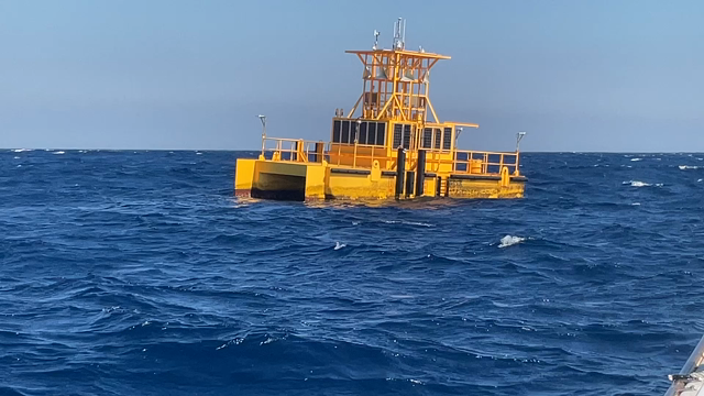 谷野丸 波浪ブイのカツオ釣り (2023/8/13) 台風前で2隻だけの出船でしたの記事動画