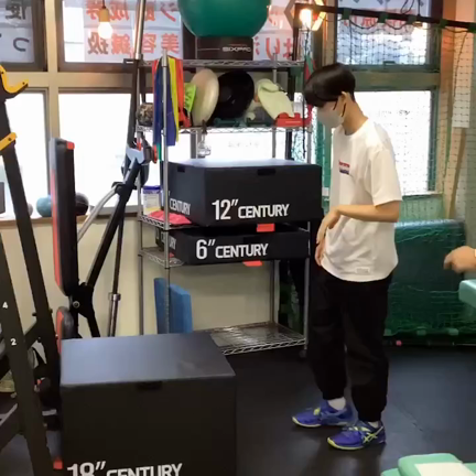 下腿骨下端部骨折の競技復帰へのリハビリの記事動画