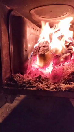 白菜と簡単パンとカレー&薪ストーブ加工とかの記事動画