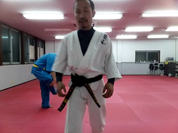 2/8の形(型)より体操（大宮西）の記事動画