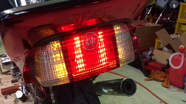 CBX400F LED加工しました！ 明日は休まず営業します！ 絶版車 テクニカルサービス本多の記事動画