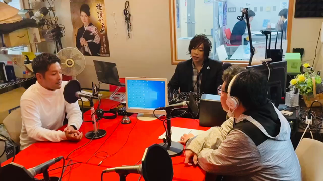 レコーディングとラジオと団子⁉︎の記事動画