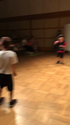 ダンスの衣装動画の記事動画