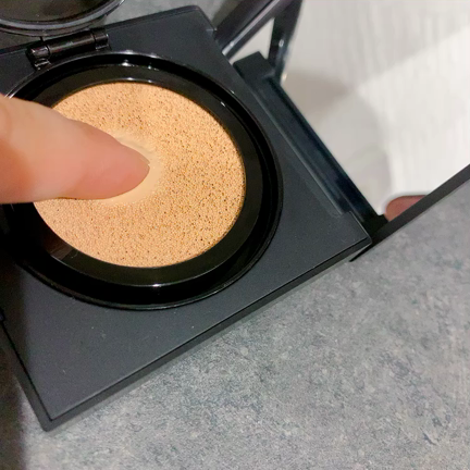 ナチュラルに輝き、パーフェクトな美肌を叶えるクッションファンデ♡の記事動画