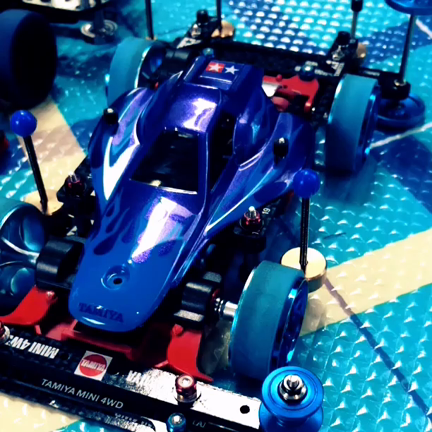 ミニ四駆『しろくまっ子→パンダちゃん号へ…』の記事動画