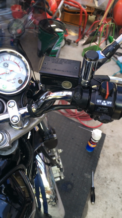 SR400 修理！の記事動画