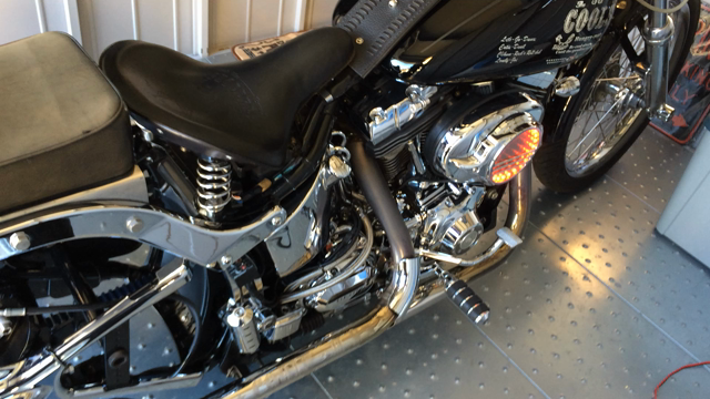 ハーレー始動の記事動画