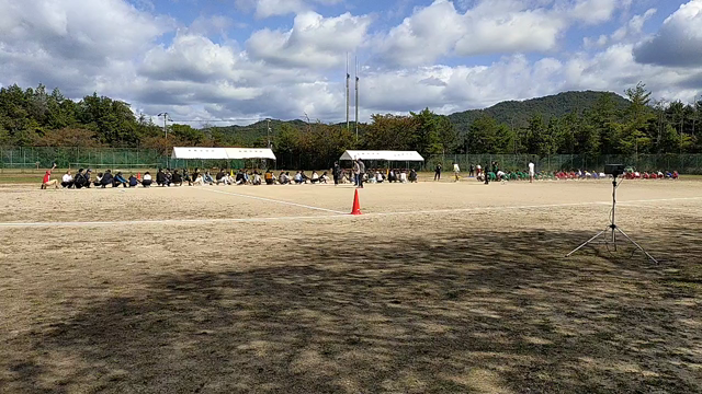 立ち寄ったカフェでランチタイム！の記事動画