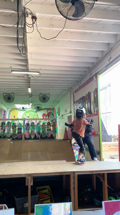 日曜のごはんとスケボーの記事動画