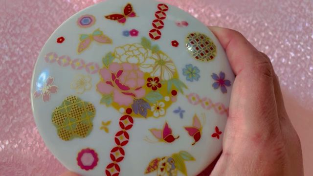 女性の成長の証『金平糖』もプレゼント♡お雛さまの華やかお重をいつまでもお使いいただけます♪♪の記事動画