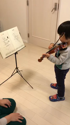 ピアノもヴァイオリンもがんばったよ！年少さんのレッスン風景の記事動画