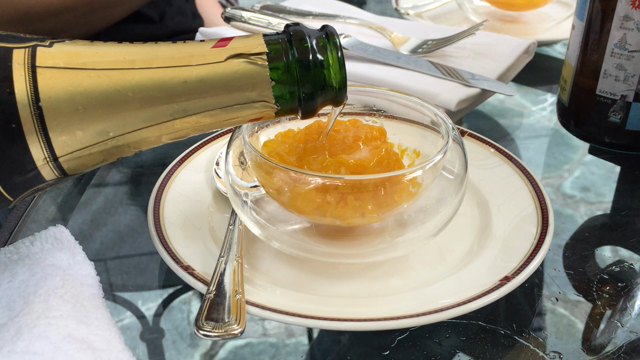 “限定２０席　紳士淑女のための「ラグジュアリー・ビアガーデン」”　の記事動画