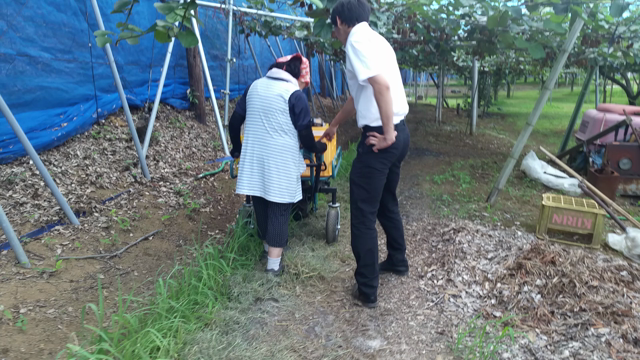 マキタ　18V充電式運搬車　CU180DZ　デモンストレーション実施の記事動画