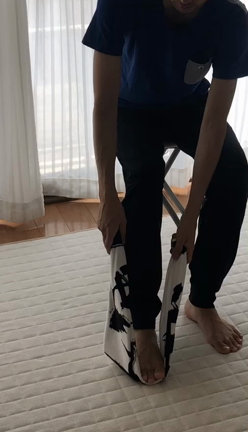 サッカー部‼︎ 足の大切なストレッチ✨の記事動画