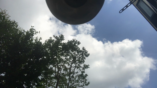 労いの雨か？の記事動画