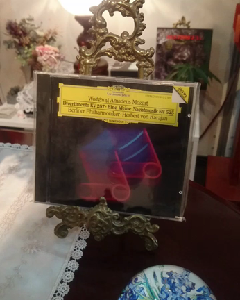 カラヤン/モーツァルト:ディヴェルティメント第15番(1987年