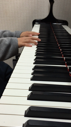 好きな歌をピアノで・3の記事動画