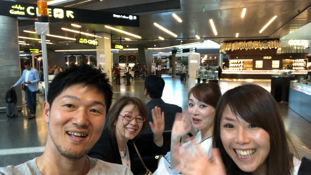 パリ紀行。その1　〜機長の不幸により、姉さん事件です！〜の記事動画