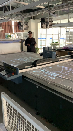 中国のカスタムメードの工場を視察してきました！の記事動画