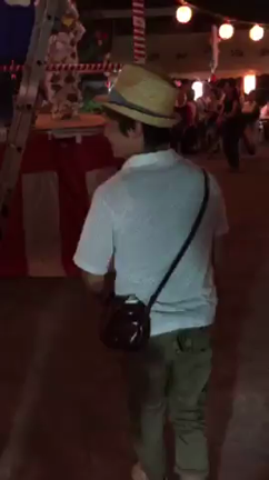 「躍る指示を受ける龍井。」の記事動画