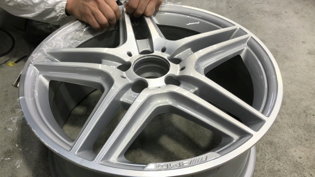 業界初ホィールプロテクションフィルムの施工が可能になりました！の記事動画