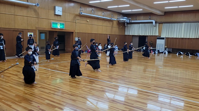 最後の追い込みの記事動画